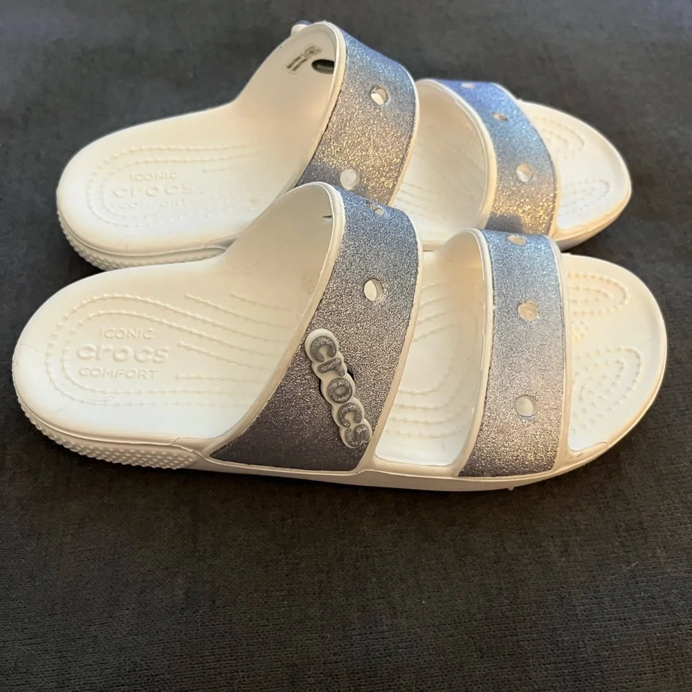 CROCS Silver and White Sandals Modern Double-Strap Design - Picture 2 of 3